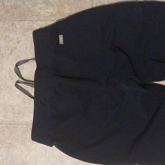 Figs Women Navy Technical Collection Joggers/Staight Leg Size S (2) - Picture 4 of 7